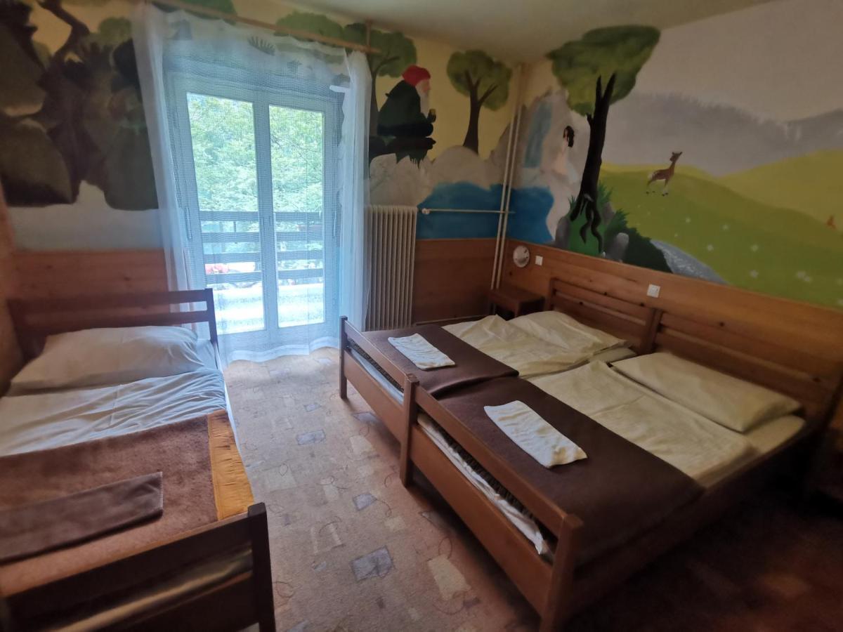 Hostel Pod Voglom Bohinj Eksteriør billede