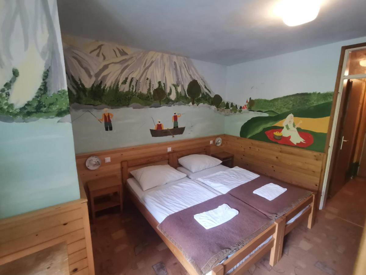 Hostel Pod Voglom Bohinj Eksteriør billede